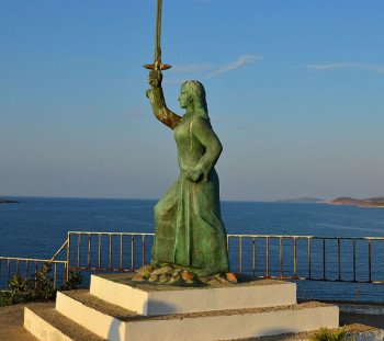 Το άγαλμα της Μαρούλας 